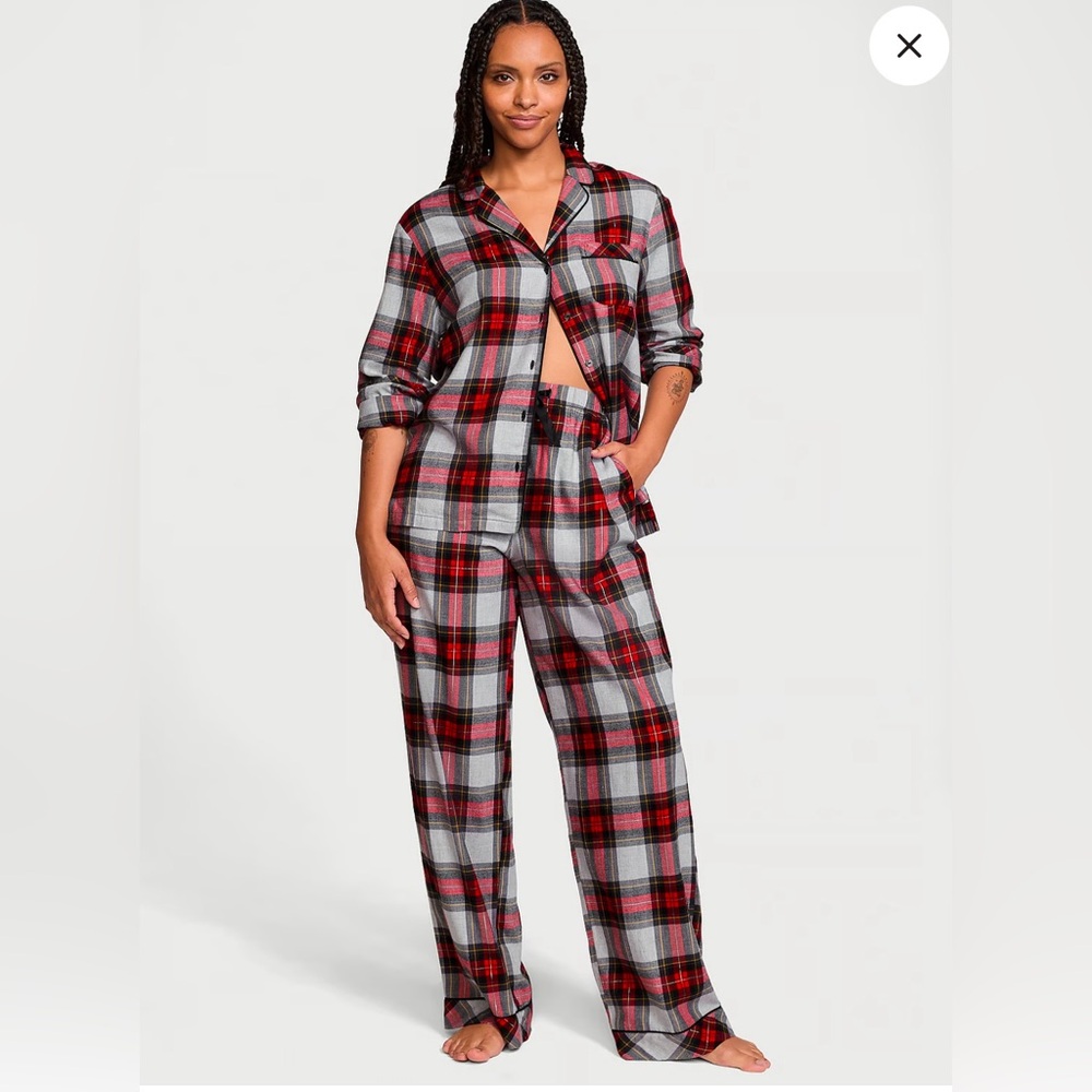NWT Victoria’s Secret Flannel pajama set